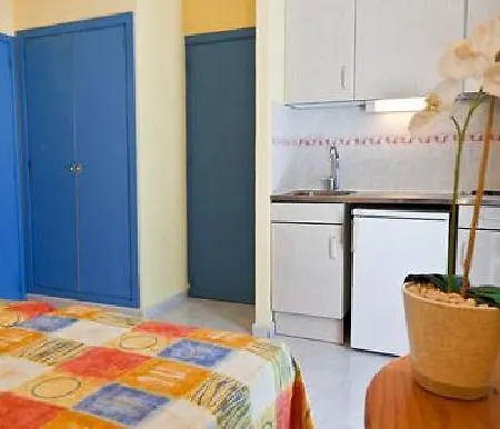 Aparthotel Vibra Del Mar - Adults Only Sant Antoni de Portmany