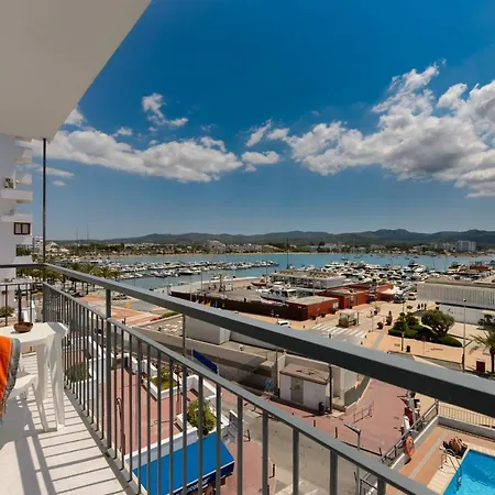 Del Mar Apartahotel